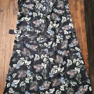 Northern Reflections Black Floral Blouse